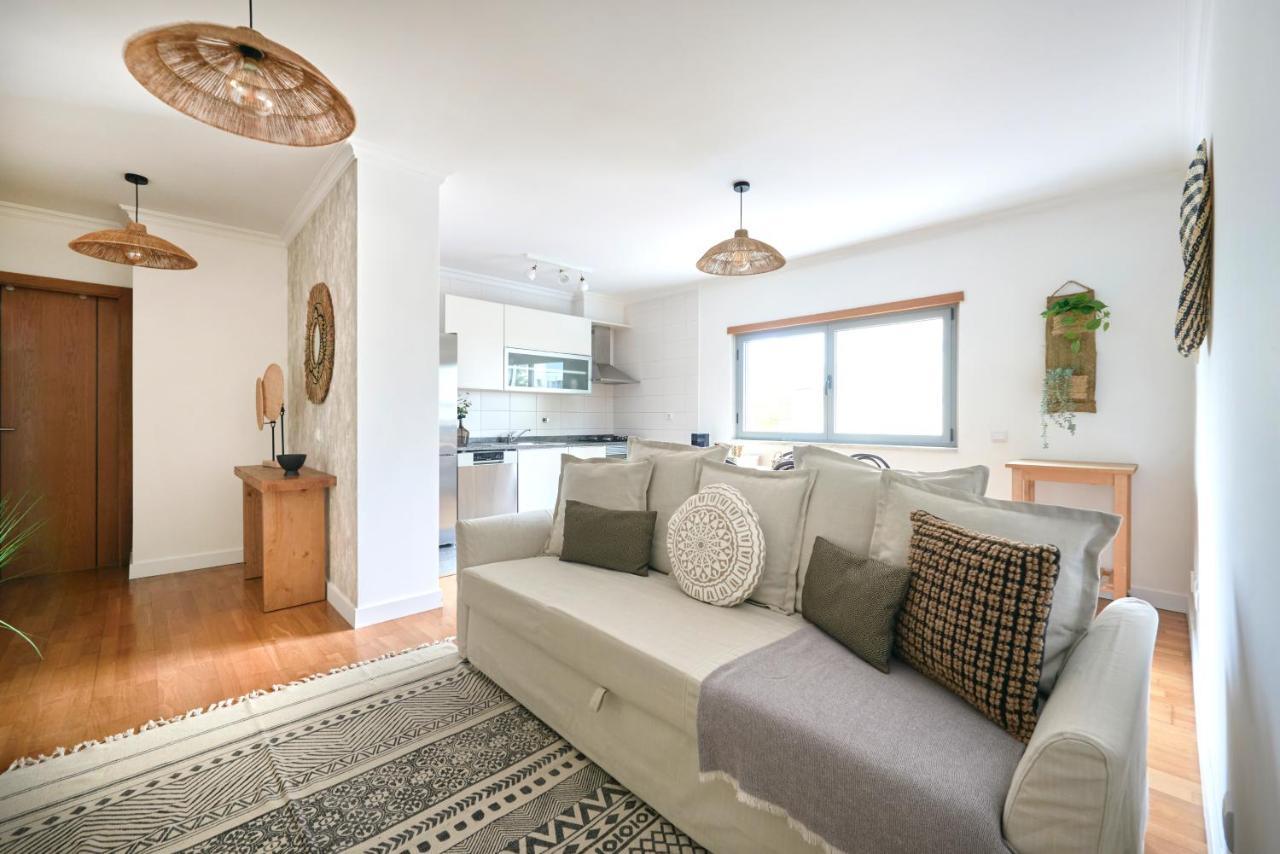Apartment With Private Terrace & Car Garage Lizbona Zewnętrze zdjęcie