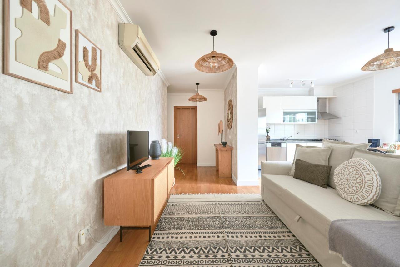 Apartment With Private Terrace & Car Garage Lizbona Zewnętrze zdjęcie