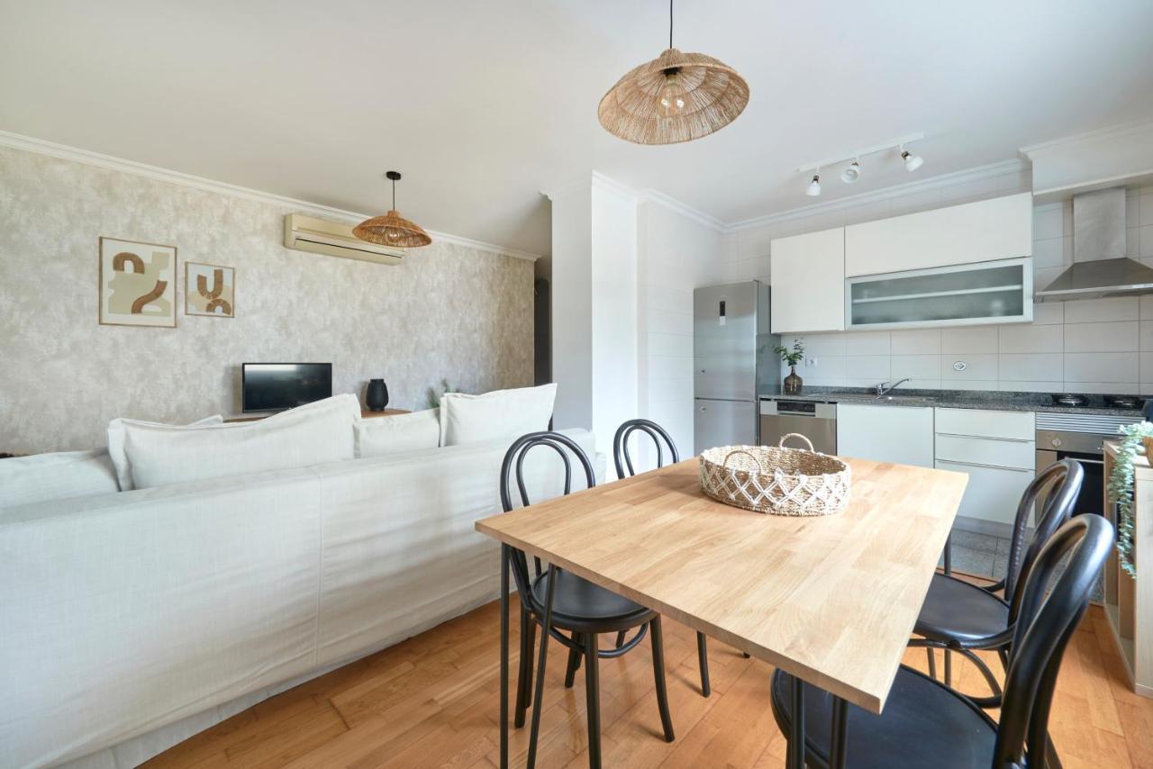 Apartment With Private Terrace & Car Garage Lizbona Zewnętrze zdjęcie