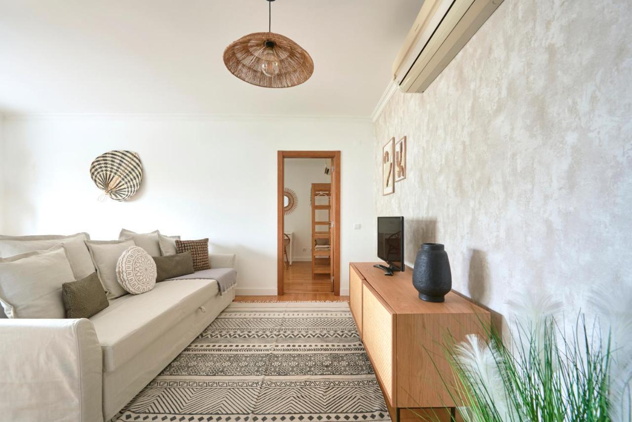 Apartment With Private Terrace & Car Garage Lizbona Zewnętrze zdjęcie
