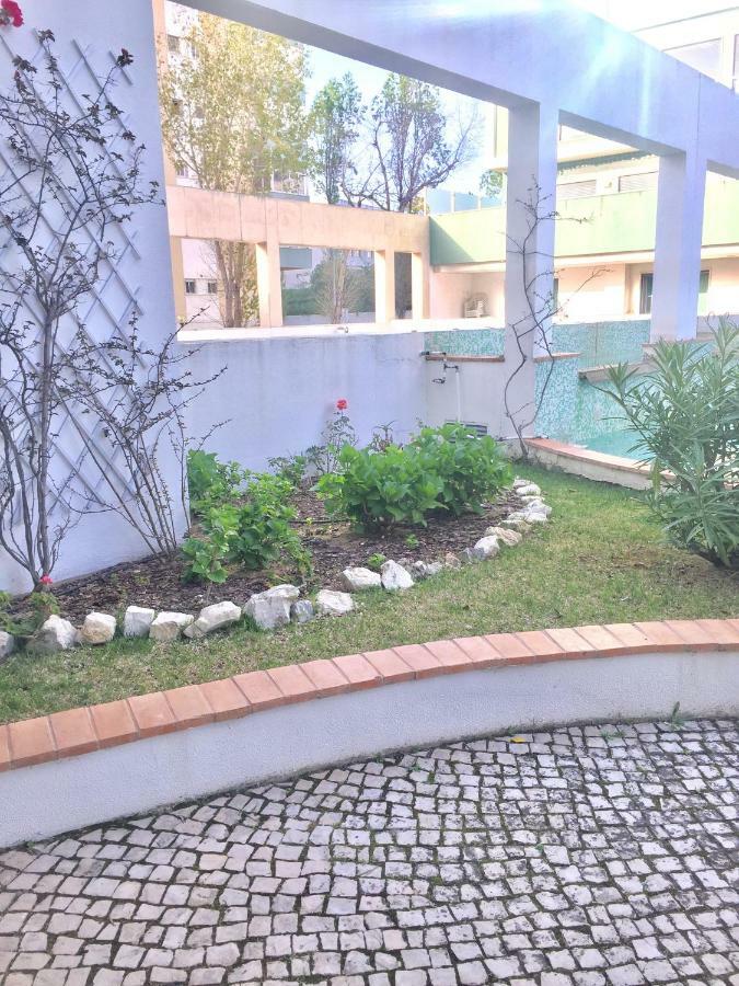 Apartment With Private Terrace & Car Garage Lizbona Zewnętrze zdjęcie